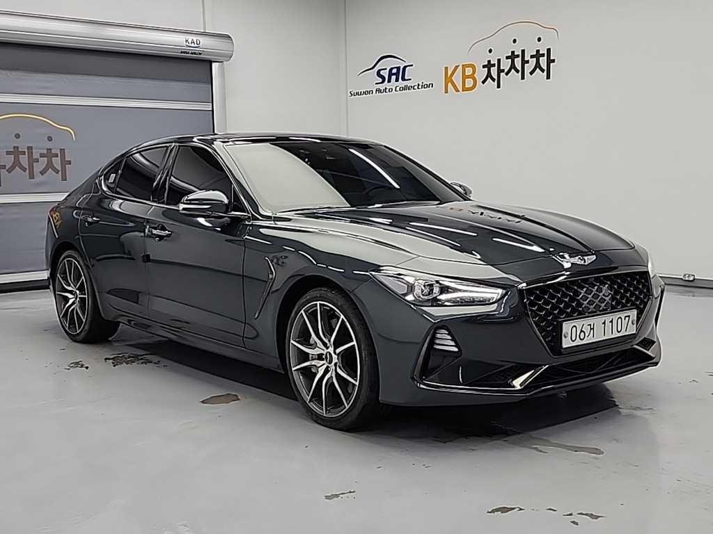 Genesis G70 - Vista 6