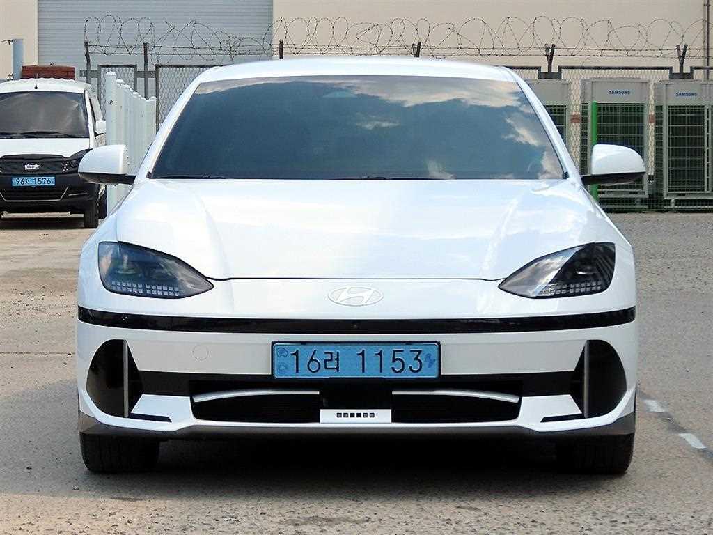 HYUNDAI Ioniq 6 2022 Blanco - Importación desde Corea - HF Imports Iquique - Foto 1