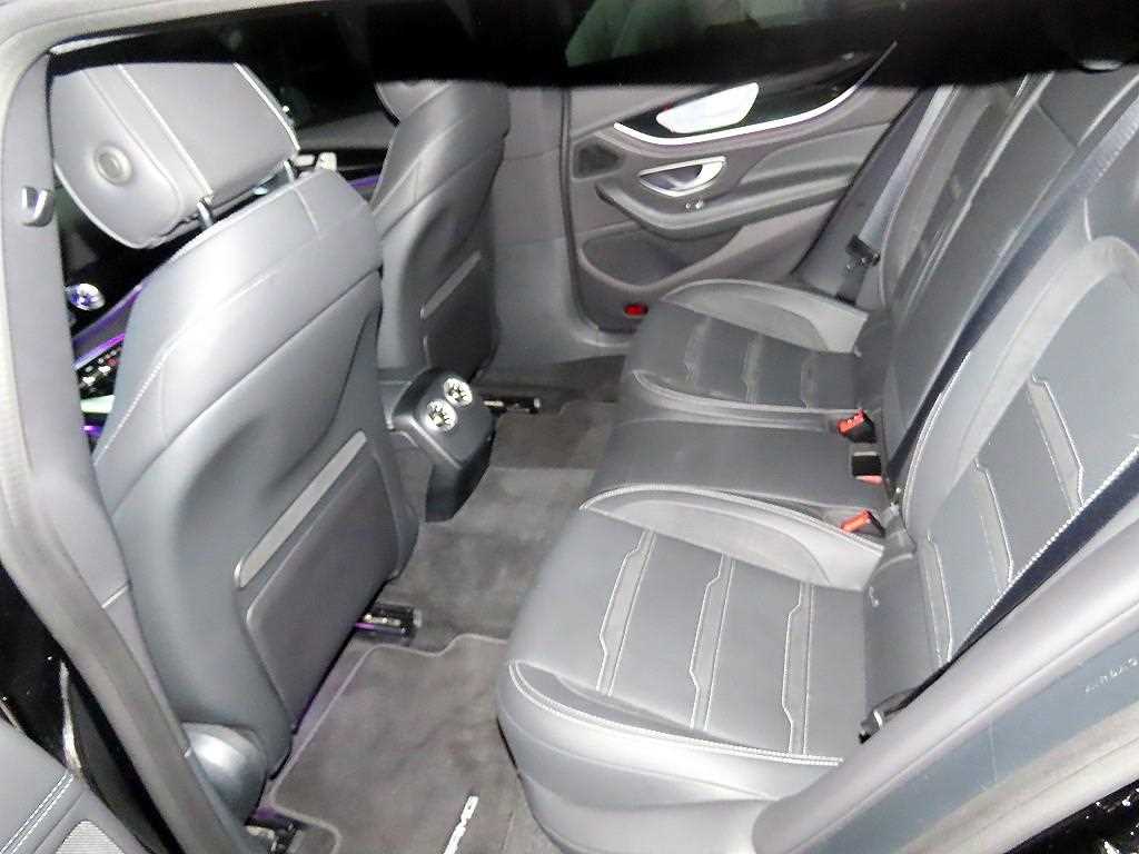 Mercedes Benz AMG GT - Vista 9