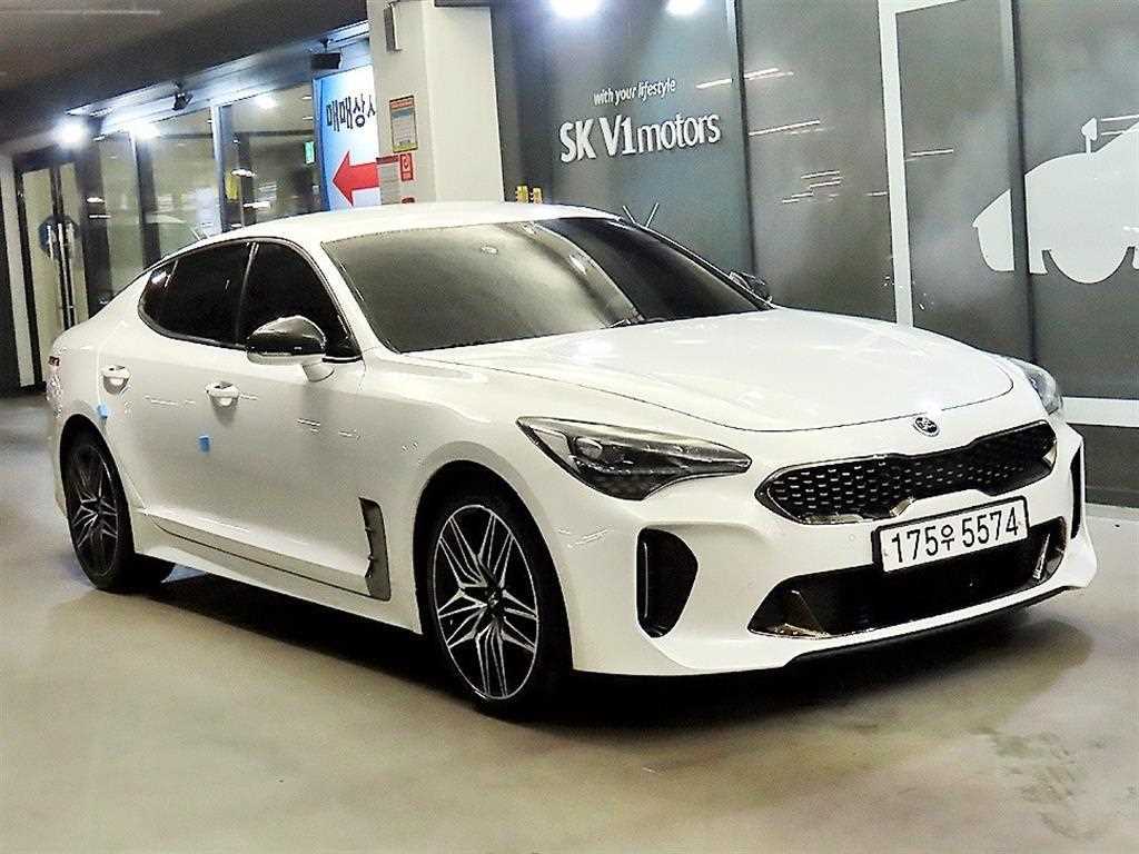 KIA Stinger 2018 Blanco - Importación desde Corea - HF Imports Iquique - Foto 1