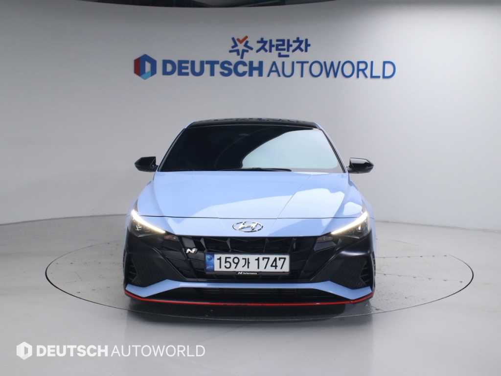 HYUNDAI Avante - Vista 3