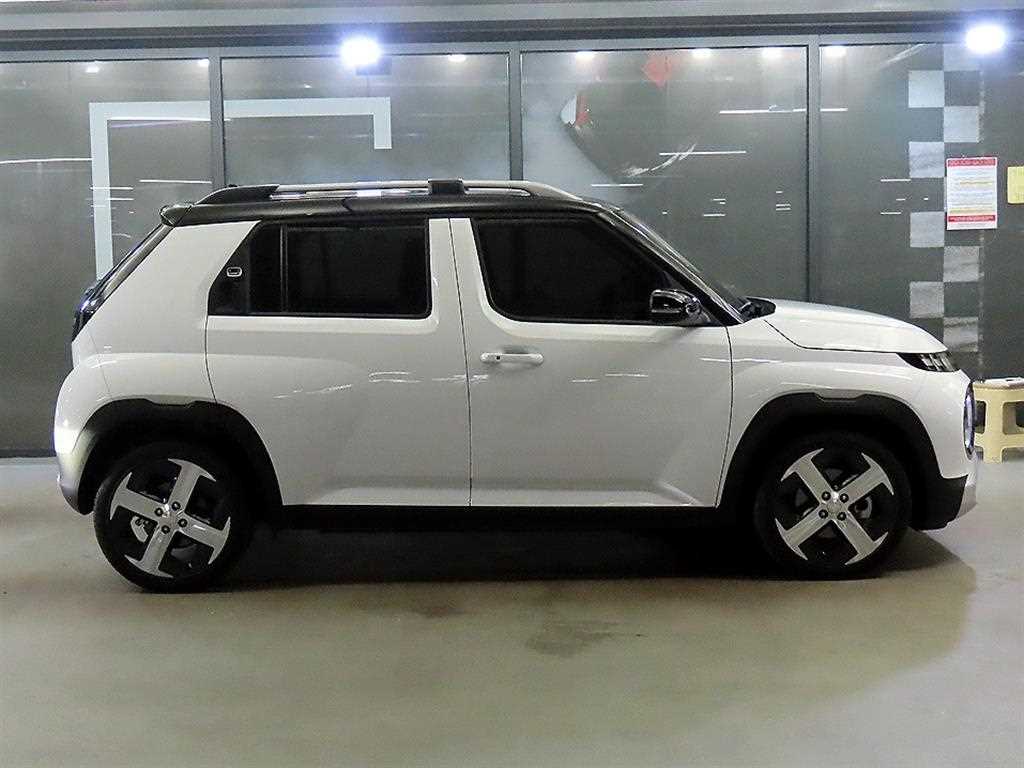 HYUNDAI Casper - Vista 6