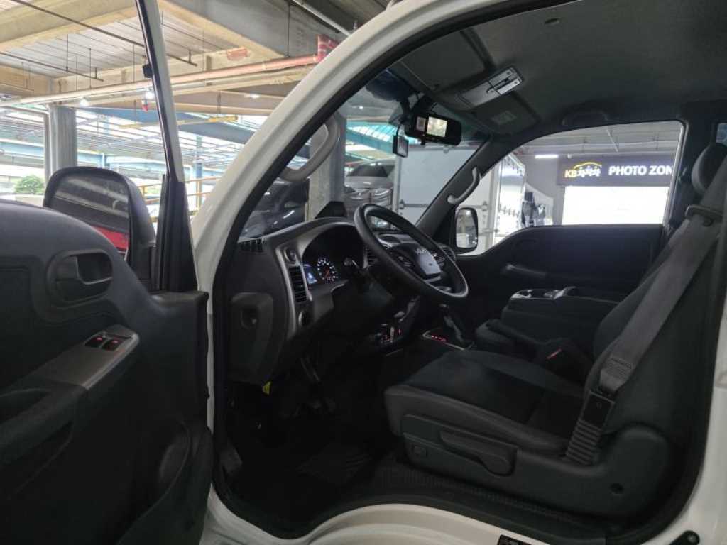 Small Truck Normal Box(High Deck) 2026 Blanco - Importación desde Corea - HF Imports Iquique - Foto 14