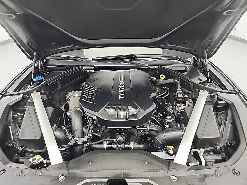 Genesis G70 - Vista 8