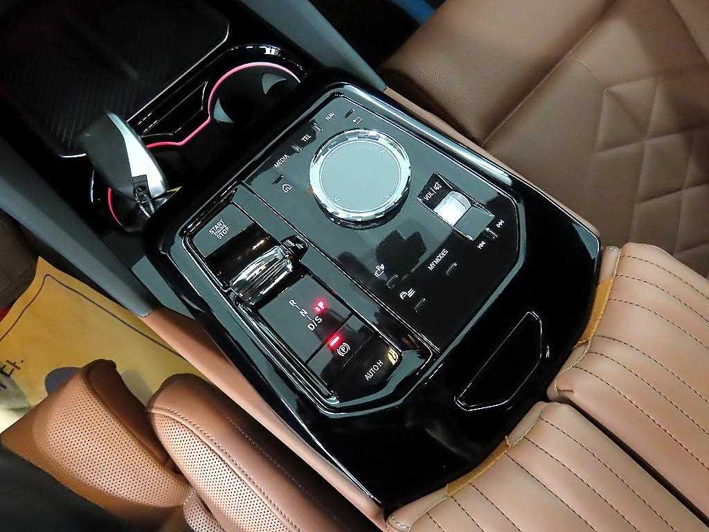 BMW 5 Series - Vista 12