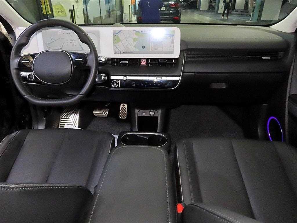 HYUNDAI Ioniq 5 - Vista 12
