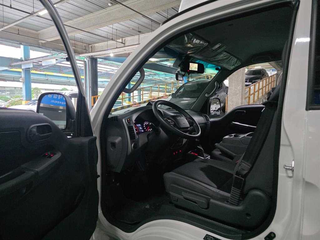 Small Truck Normal Box(High Deck) 2025 Blanco - Importación desde Corea - HF Imports Iquique - Foto 16