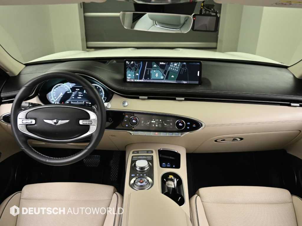 Genesis GV70 - Vista 9
