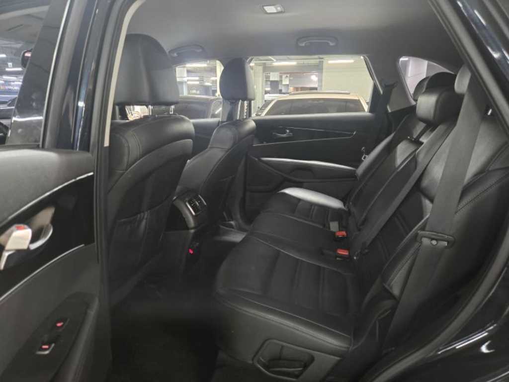 KIA Sorento 2018 Azul - Importación desde Corea - HF Imports Iquique - Foto 15