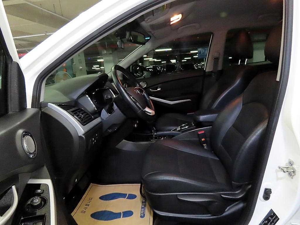 Ssangyong Korando - Vista 8