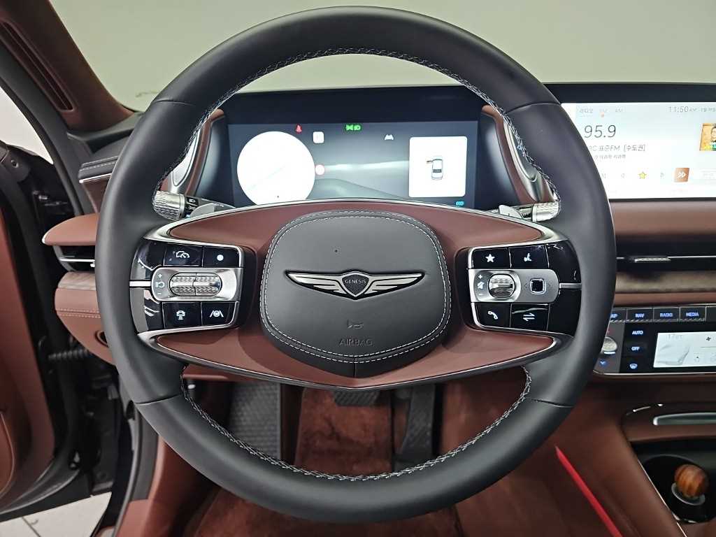 Genesis G90 - Vista 11