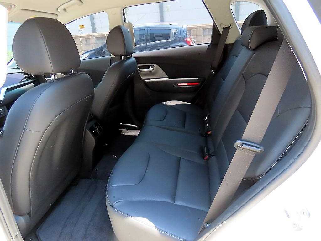 KIA Niro - Vista 8