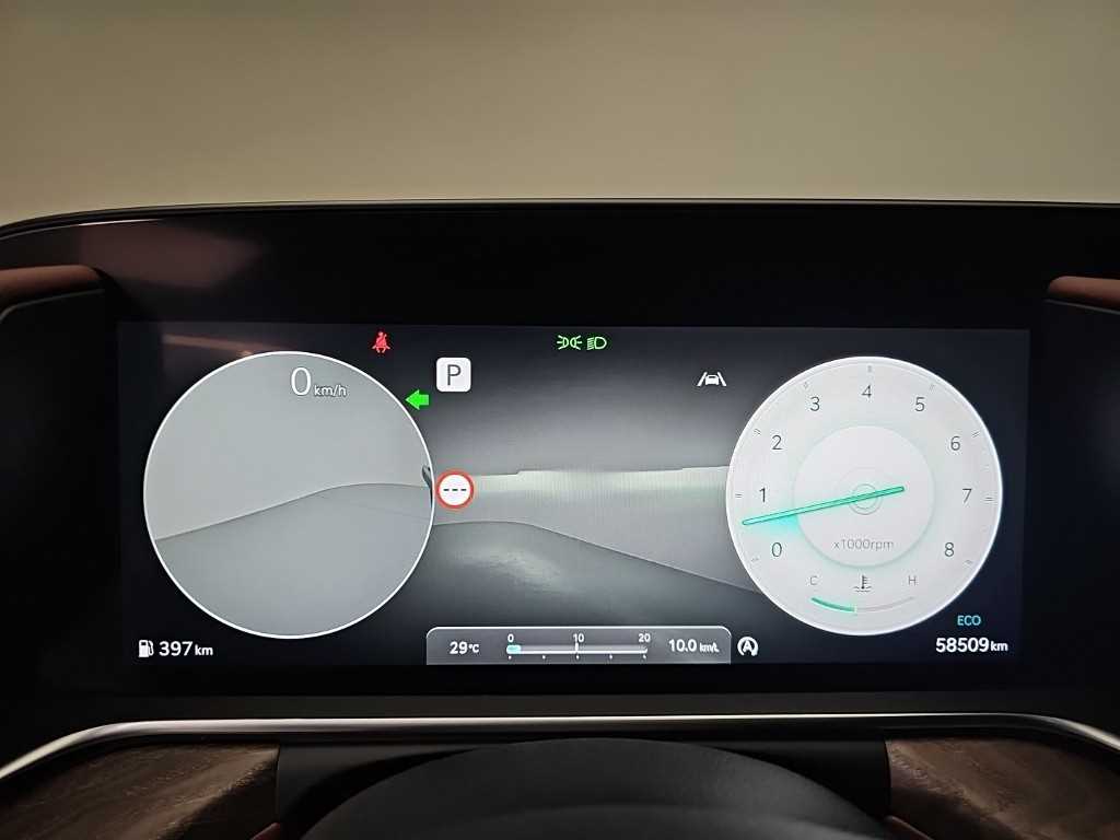 Genesis G90 - Vista 8
