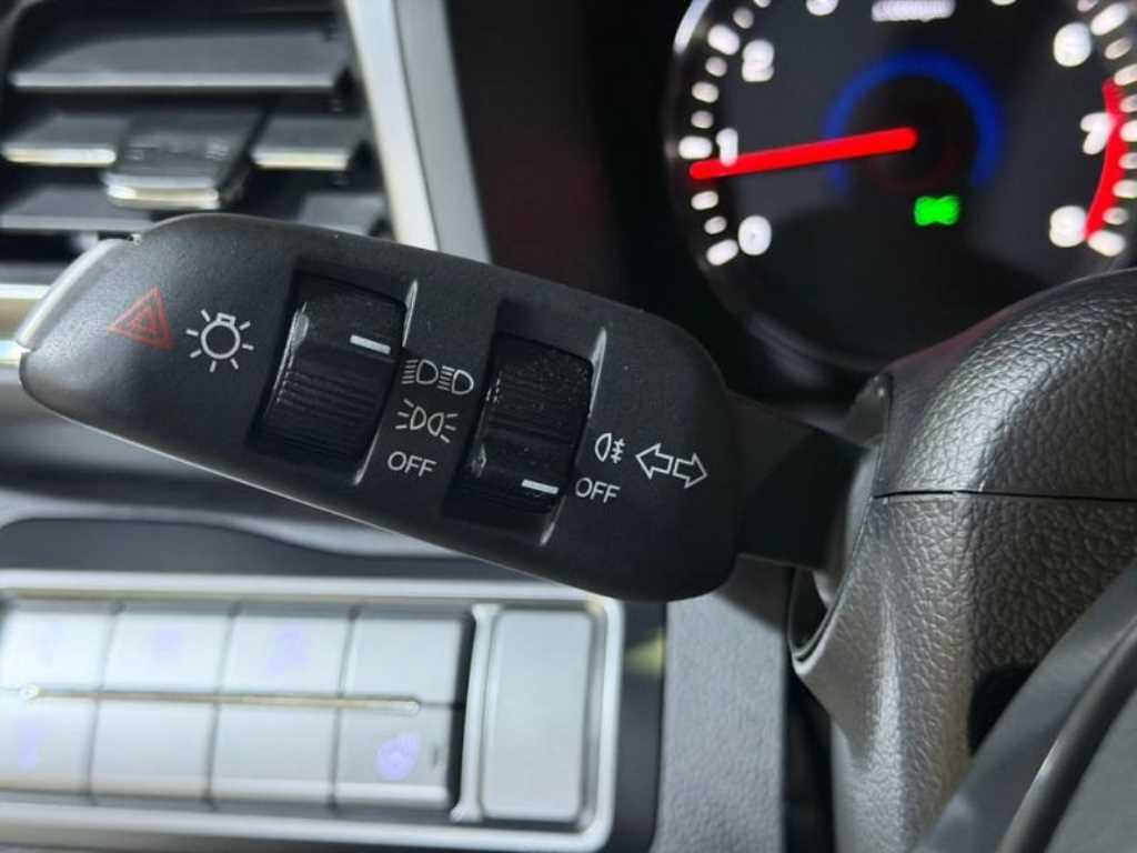 Ssangyong Tivoli 2021 Blanco - Importación desde Corea - HF Imports Iquique - Foto 16