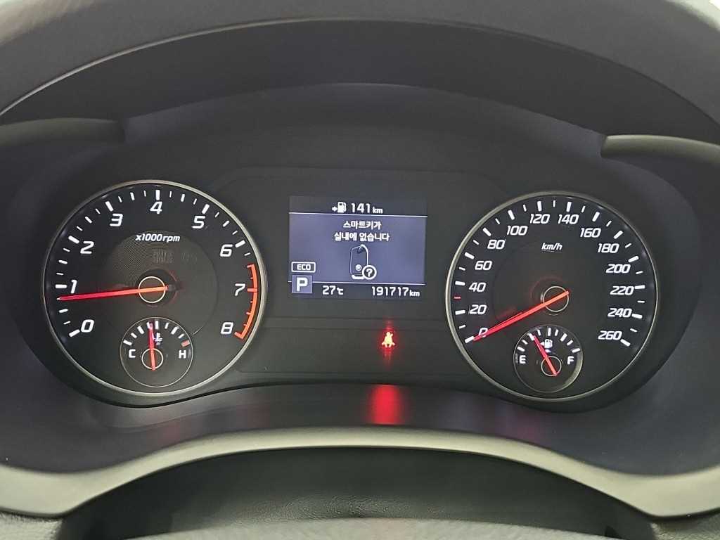 KIA Stinger - Vista 8