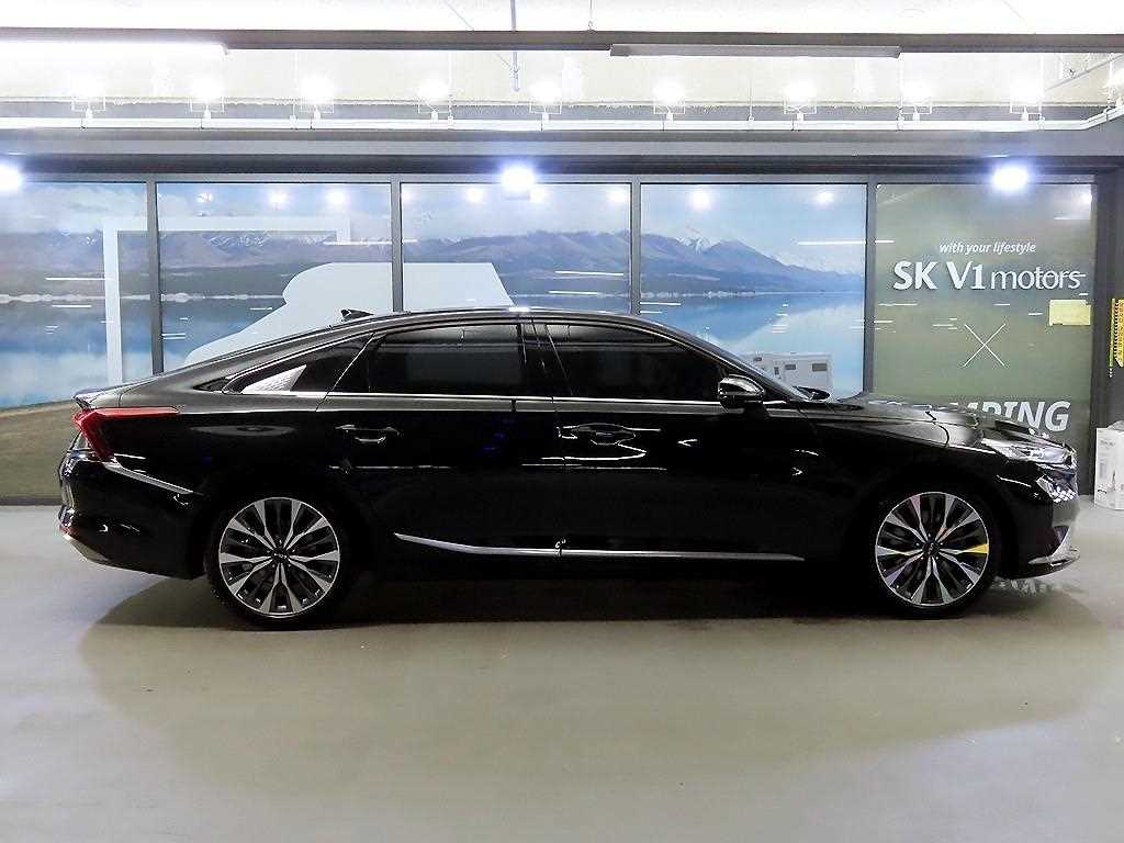 KIA K8 - Vista 3