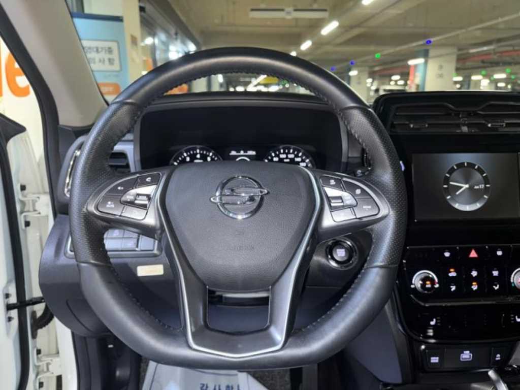 Ssangyong Tivoli - Vista 10