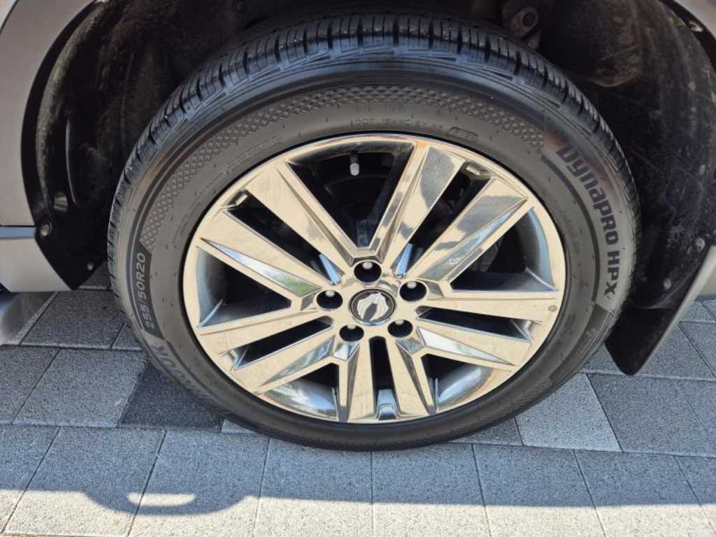 Ssangyong Rexton - Vista 6