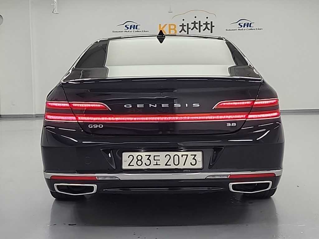Genesis G90 - Vista 3