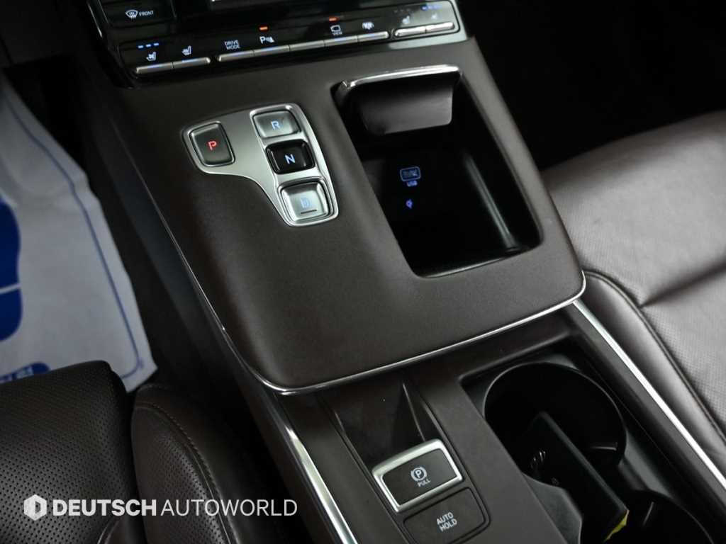 HYUNDAI Grandeur - Vista 11