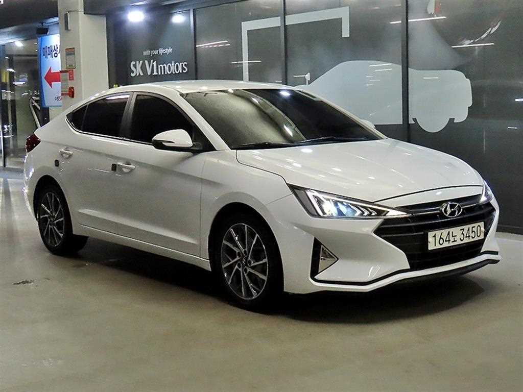 HYUNDAI Avante 2018 - Importación desde Corea - HF Imports Iquique - Foto 1