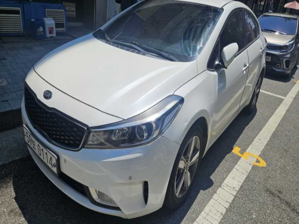 KIA K3 2016 Blanco - Importación desde Corea - HF Imports Iquique - Foto 1