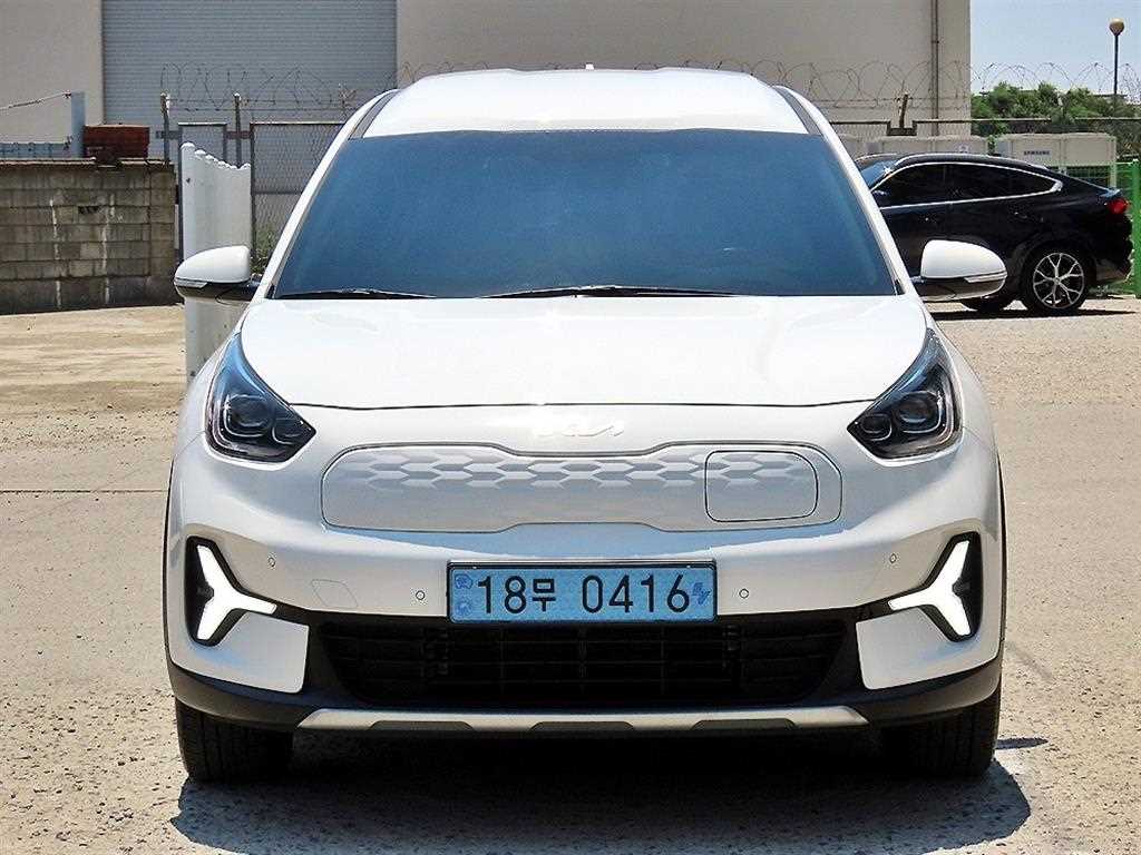 KIA Niro 2022 Blanco - Importación desde Corea - HF Imports Iquique - Foto 1