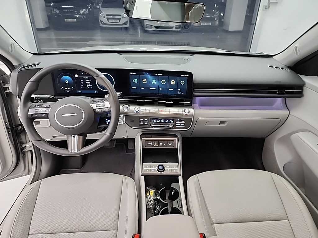 HYUNDAI Kona - Vista 9