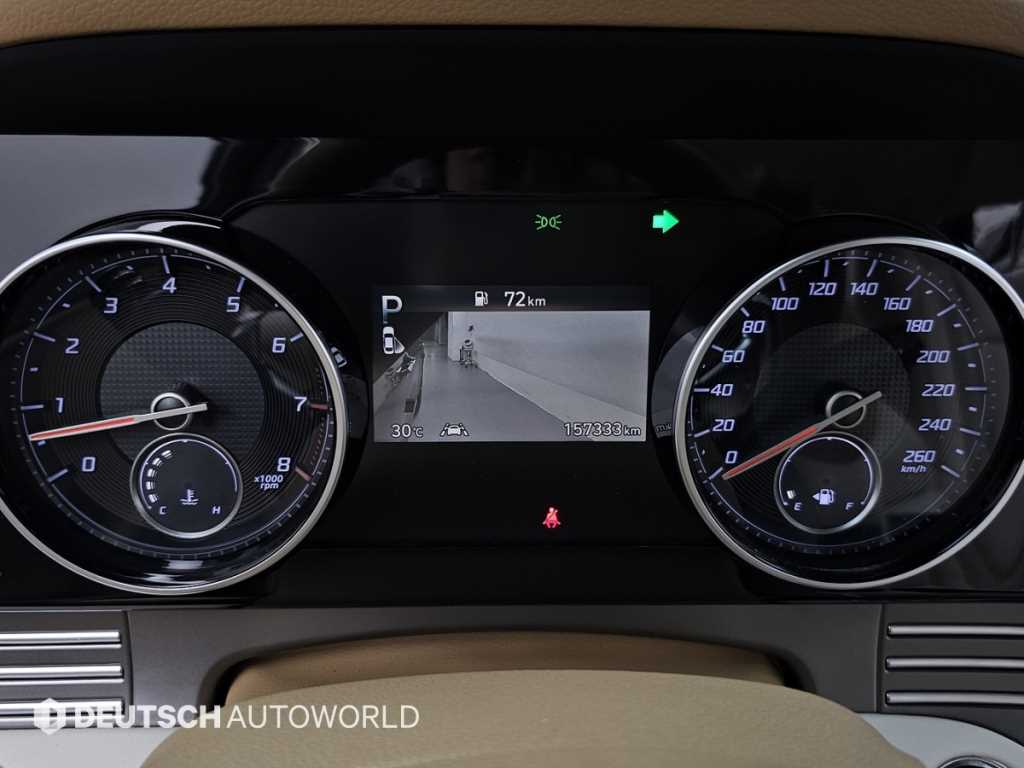 HYUNDAI Grandeur - Vista 10