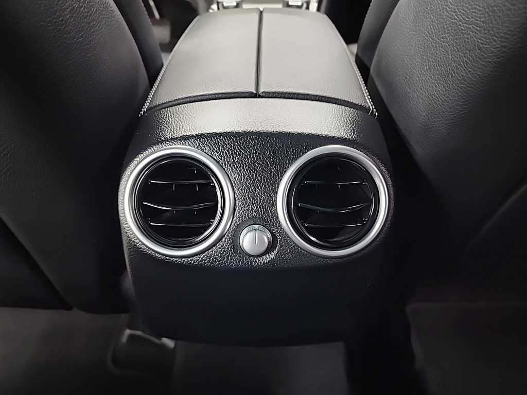 Mercedes Benz GLC Class 2021 Blanco - Importación desde Corea - HF Imports Iquique - Foto 14