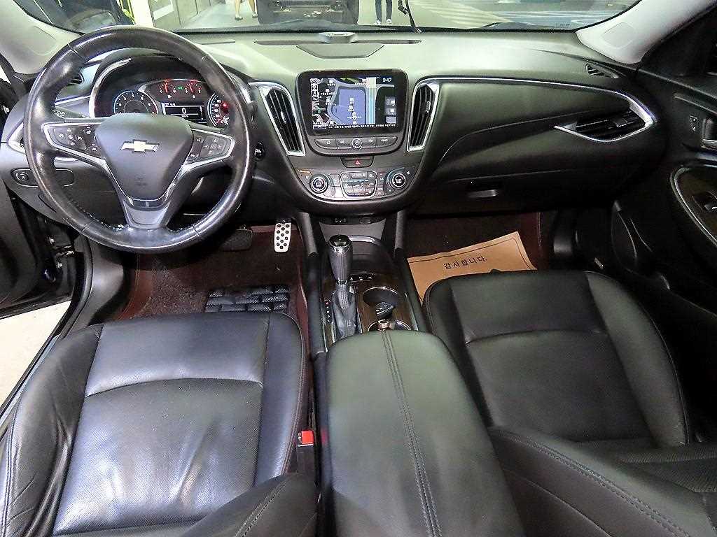 Chevrolet Malibu - Vista 12