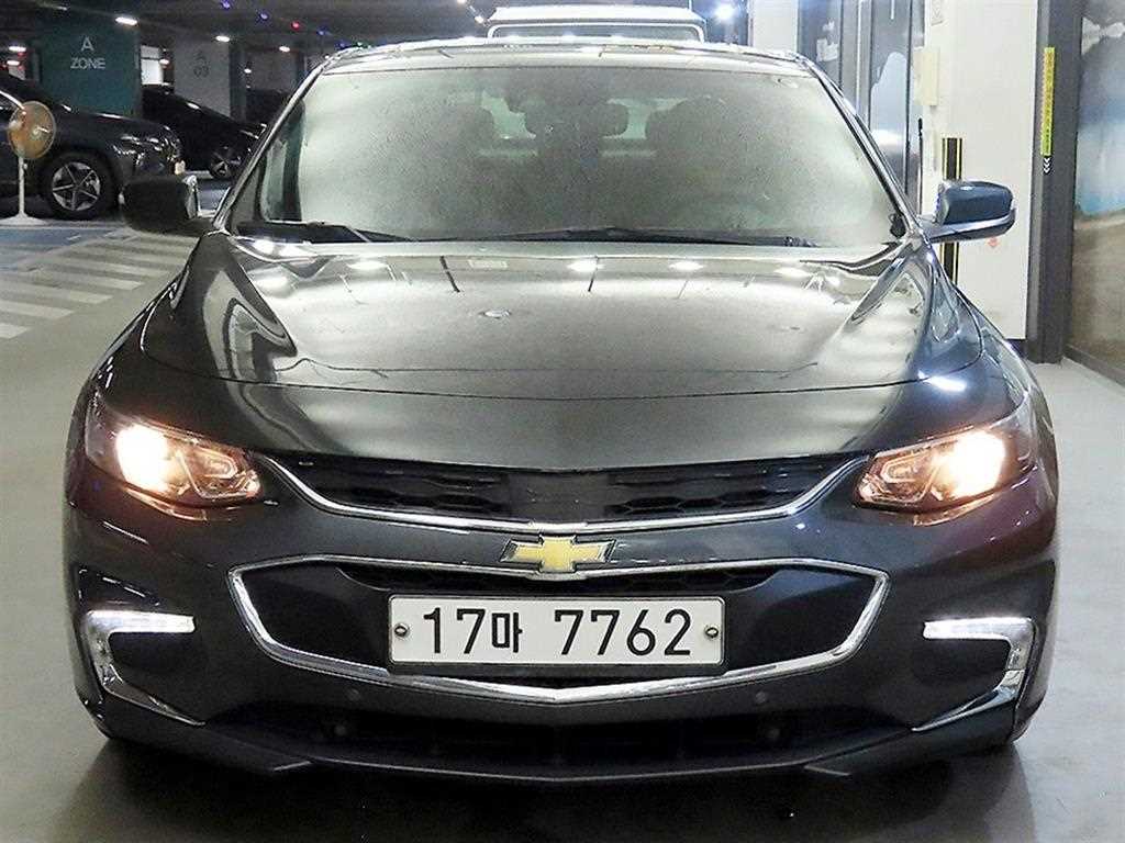 Chevrolet Malibu - Vista 2
