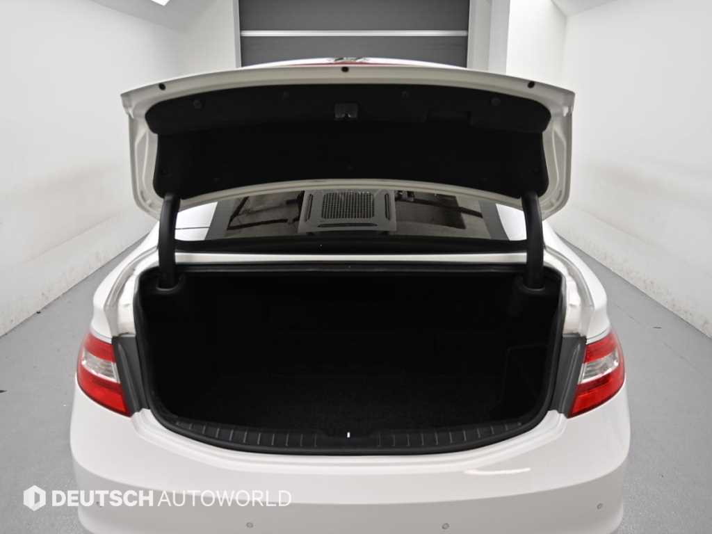 HYUNDAI Grandeur 2015 Blanco - Importación desde Corea - HF Imports Iquique - Foto 19