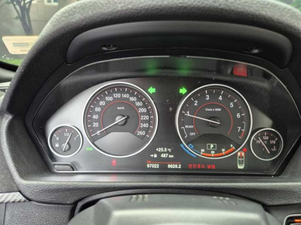 BMW 4 Series - Vista 3