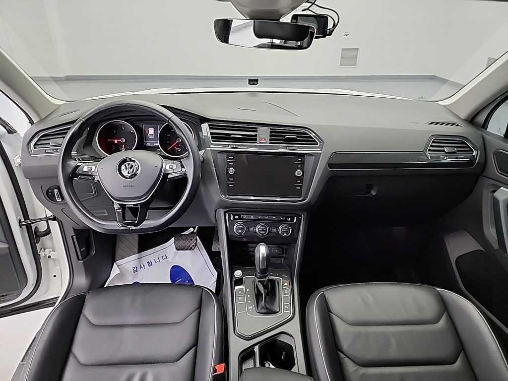 Volkswagen Tiguan - Vista 9