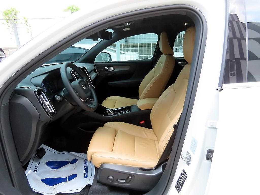 Volvo XC40 - Vista 7