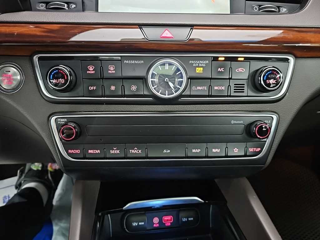 KIA K7 - Vista 12