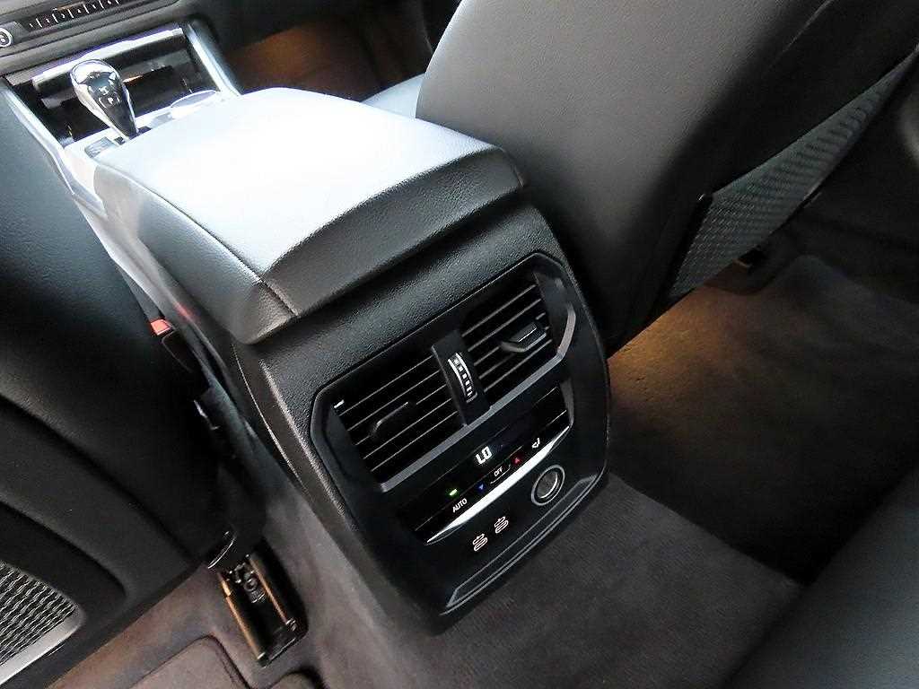 BMW 3 series 2019 Blanco - Importación desde Corea - HF Imports Iquique - Foto 19