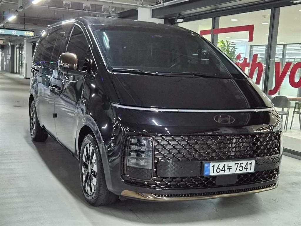 HYUNDAI Staria 2025 - Importación desde Corea - HF Imports Iquique - Foto 1
