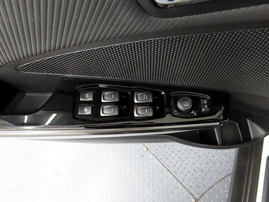 Ssangyong Tivoli 2019 - Importación desde Corea - HF Imports Iquique - Foto 13