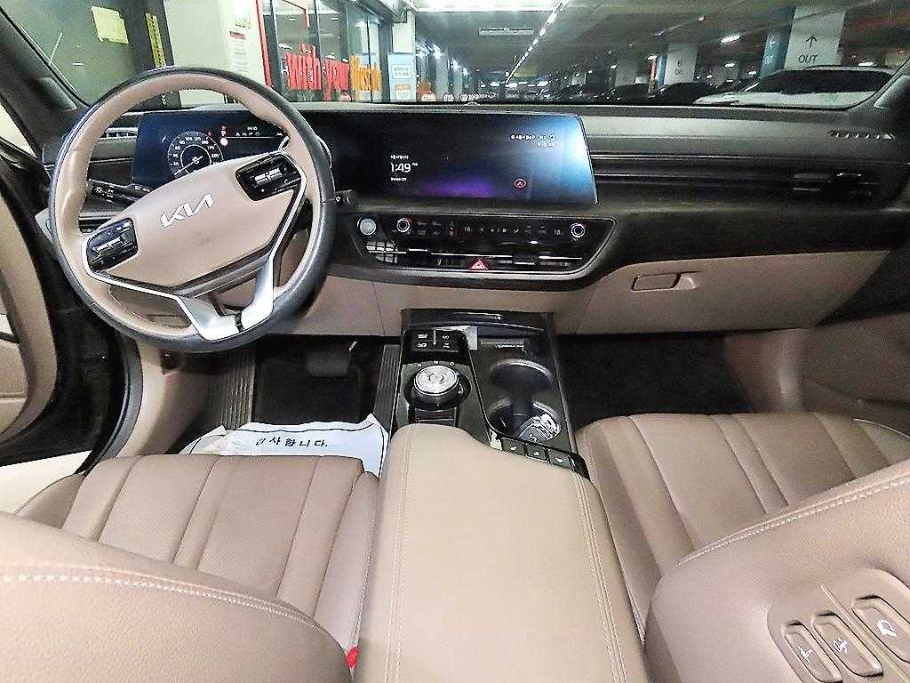 KIA K8 - Vista 12