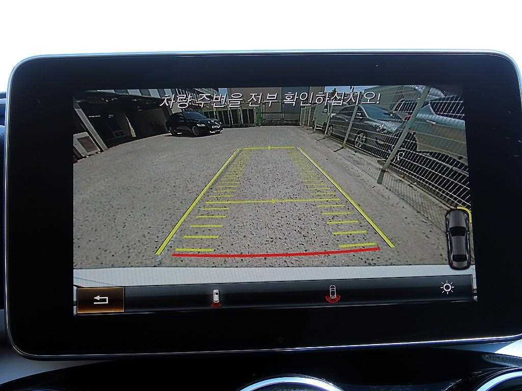 Mercedes Benz C Class 2017 Blanco - Importación desde Corea - HF Imports Iquique - Foto 17