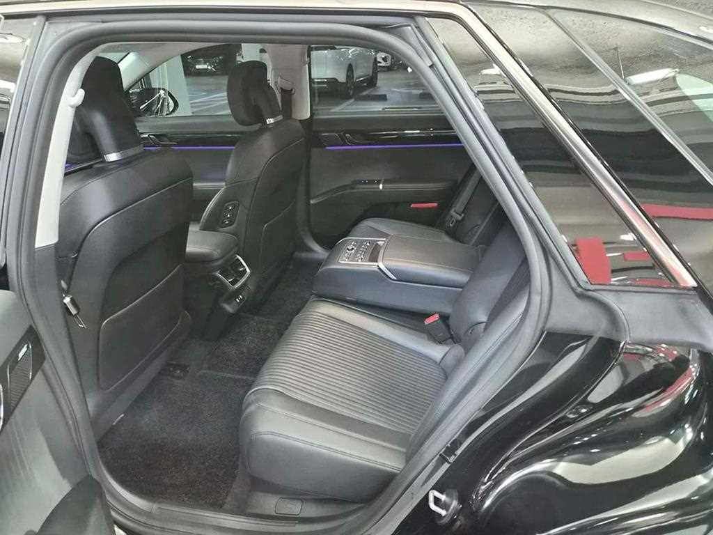 HYUNDAI Grandeur - Vista 9