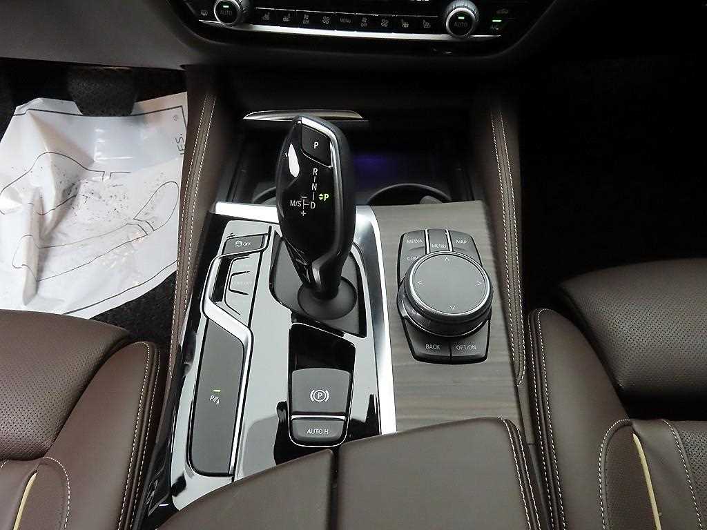 BMW 5 Series - Vista 12