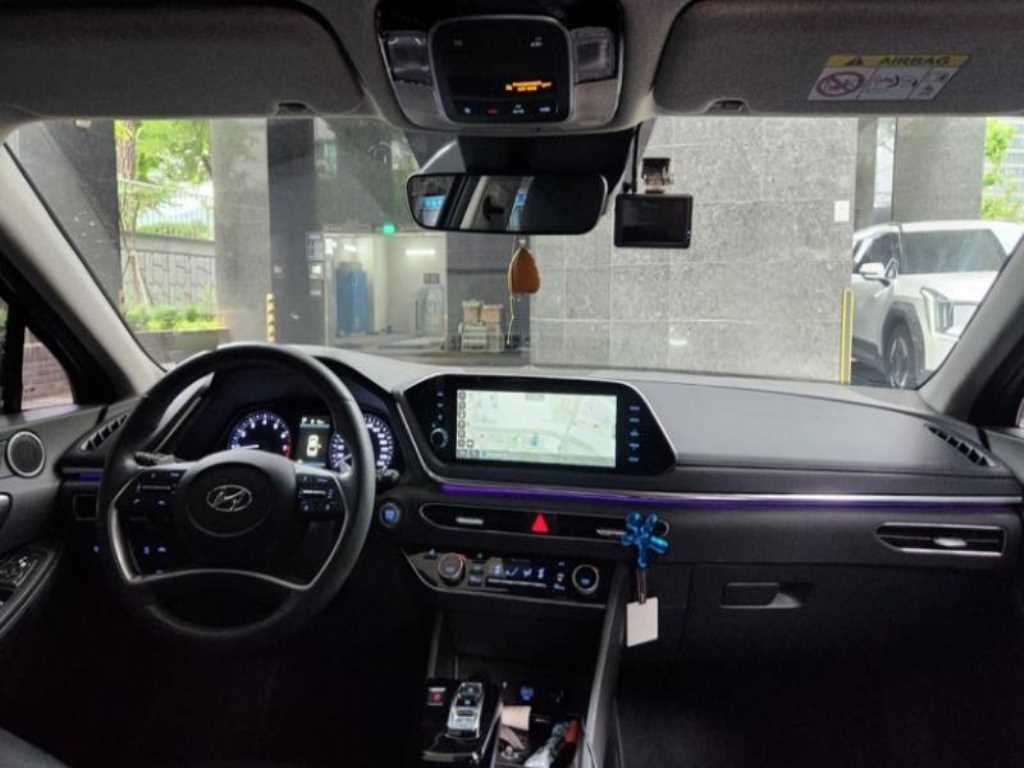 HYUNDAI Sonata - Vista 2