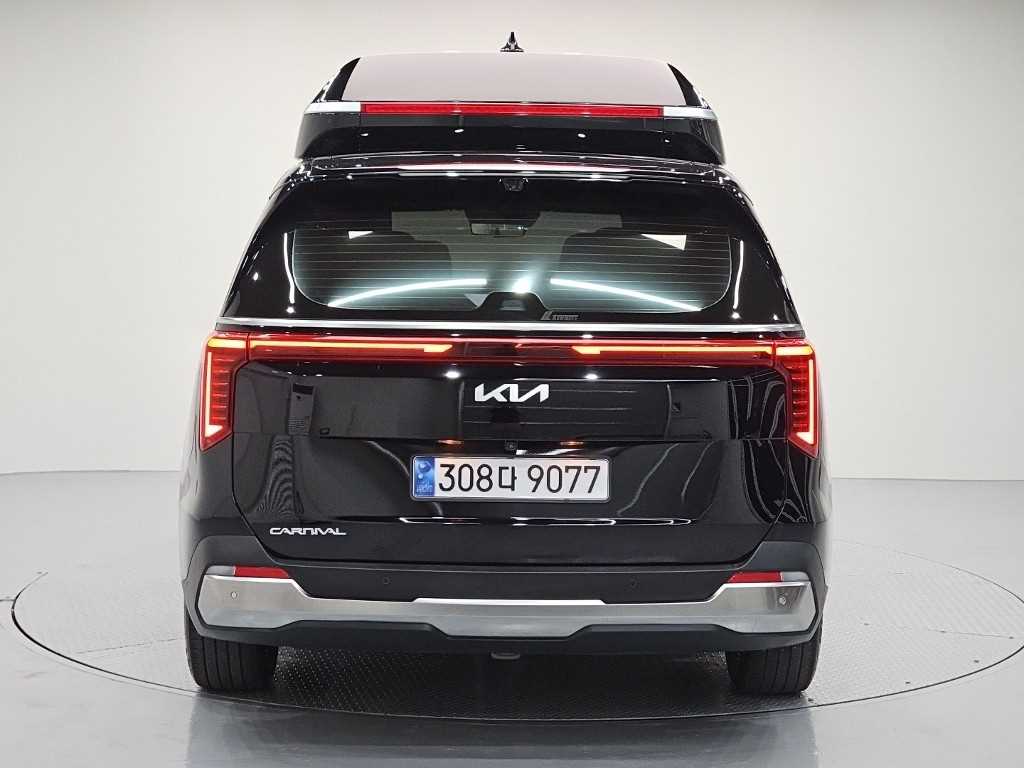 KIA Carnival - Vista 3