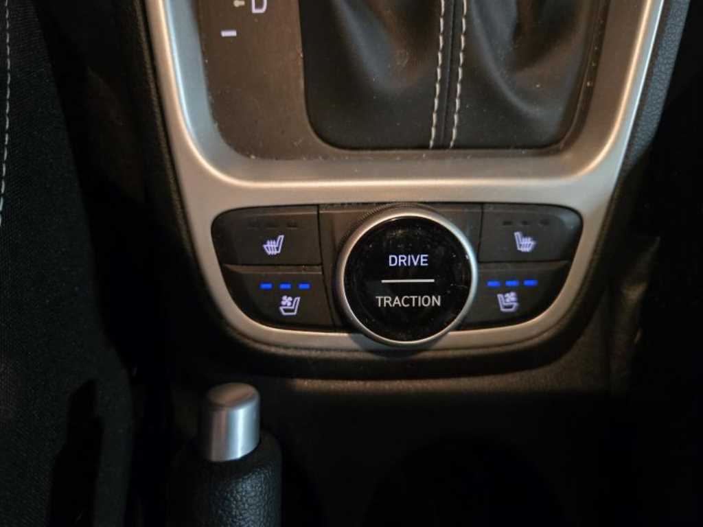 HYUNDAI Venue - Vista 8