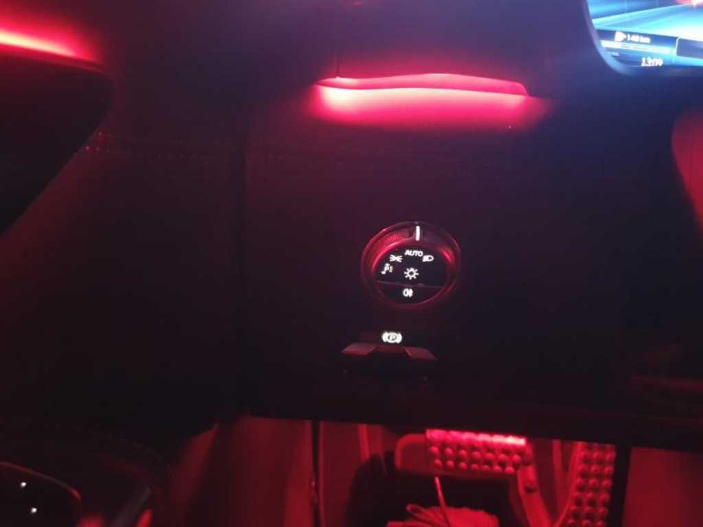 Mercedes Benz SL Class - Vista 12