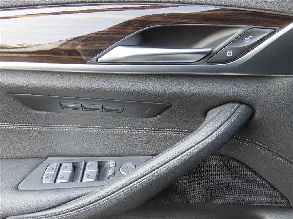 BMW 5 Series 2022 - Importación desde Corea - HF Imports Iquique - Foto 14