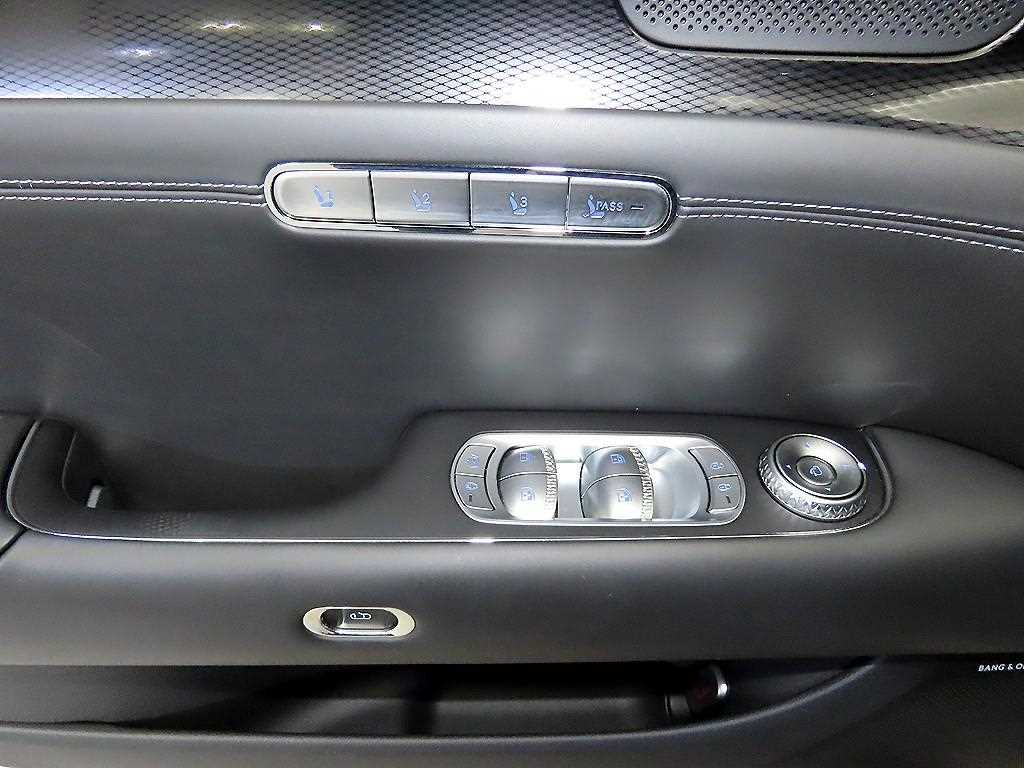 Genesis G90 2023 Gris - Importación desde Corea - HF Imports Iquique - Foto 15